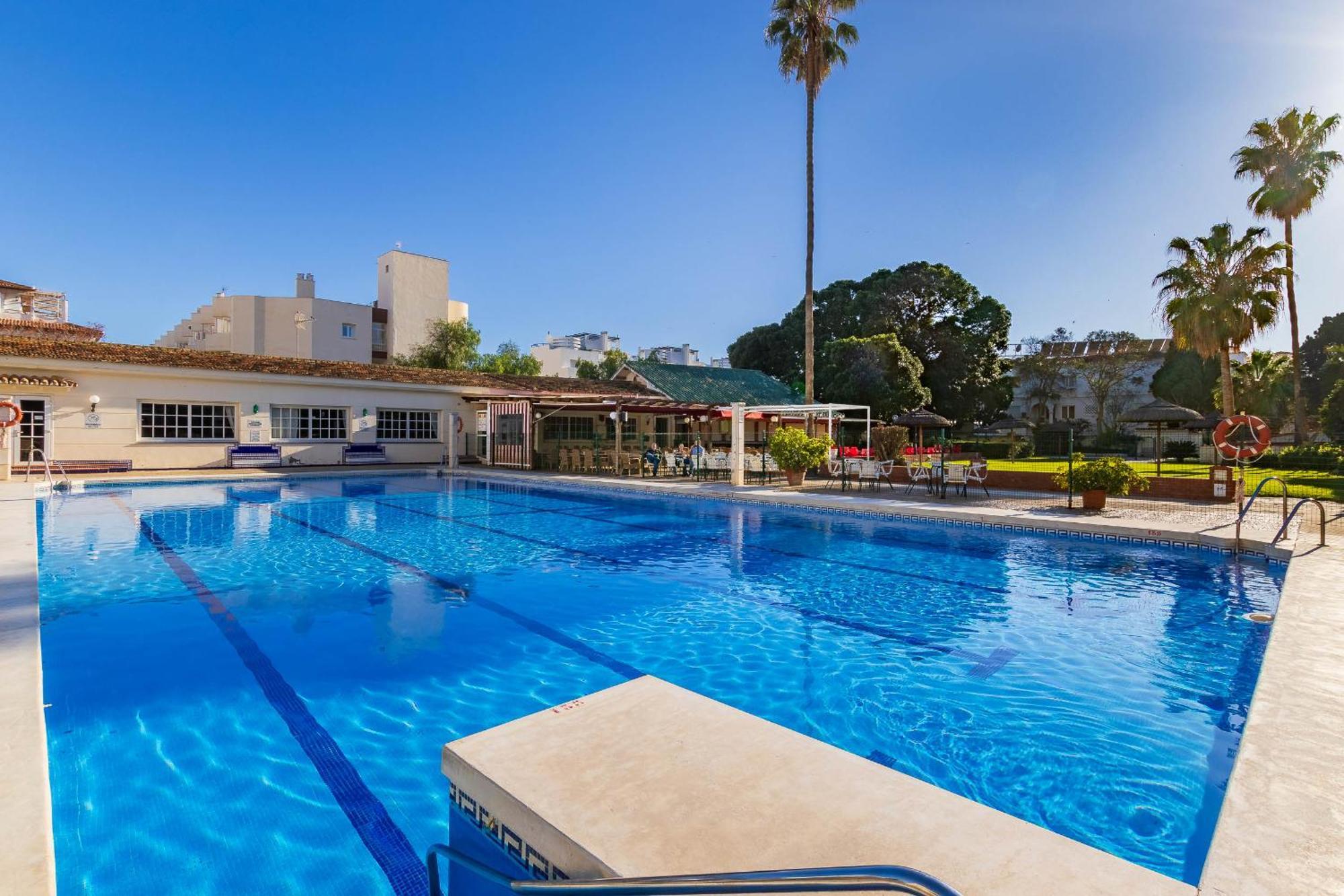 Carihuela Palace 418 By Ivi Real Estate Torremolinos Exterior photo